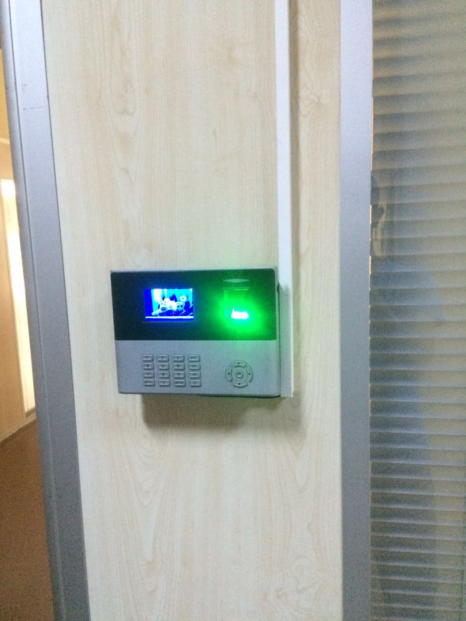 U990-ID Parmak İzi Okuyucu Montaj Görüntüleri